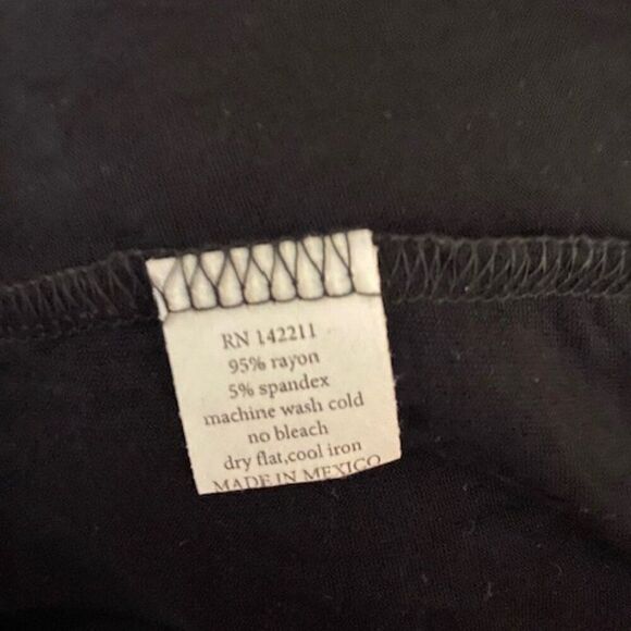 24Seven Comfort Apparel Black off the shoulder bell sleeves tunic, size 3X - Picture 5 of 5